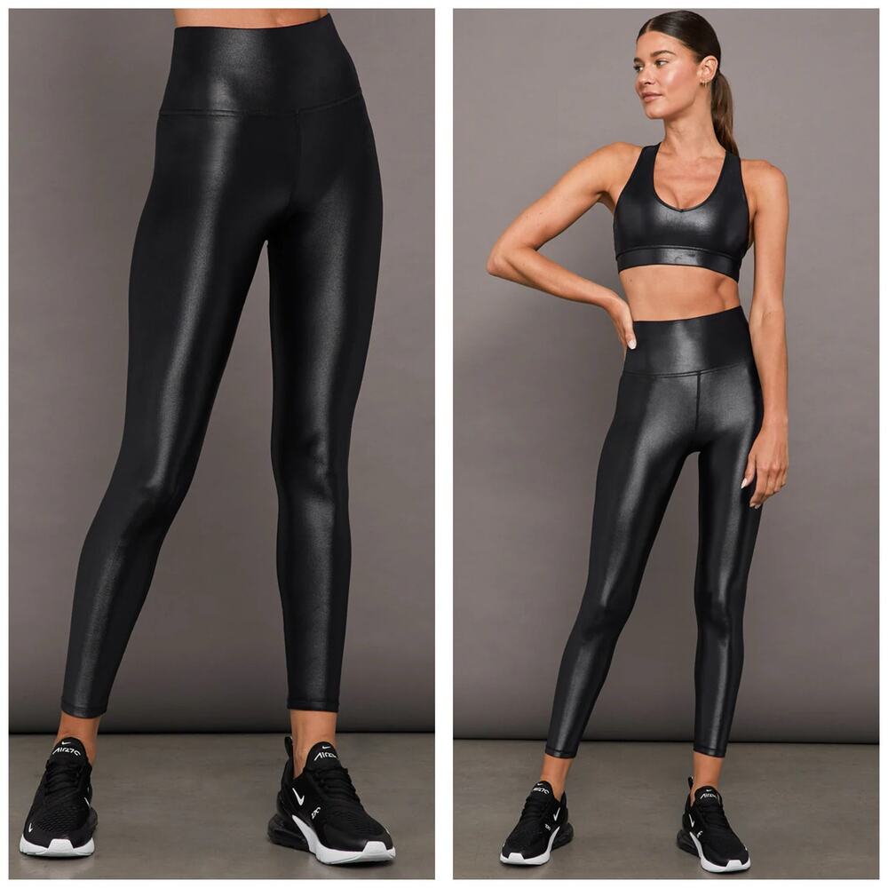 Carbon38 Legging in Takara Shine Size Medium Black Textured Classic Chic